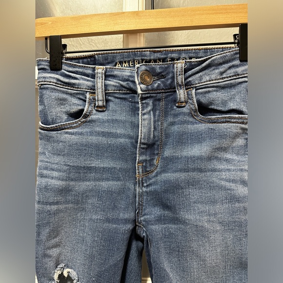 American Eagle Hi-Rise Distressed Jeggings - Picture 9 of 16